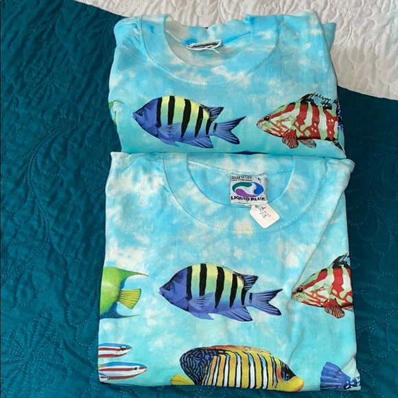 Vintage 90s Liquid Blue Tie Dye Fish T-Shirt - Picture 8 of 8